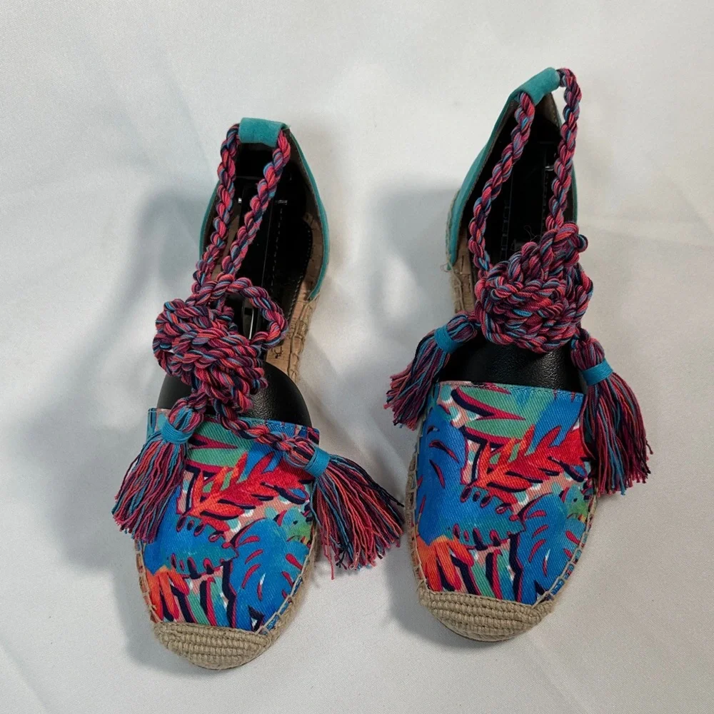 Circus by Sam Edelman Ankle Wrap Espadrille Flats Tropical Print Size 7.5